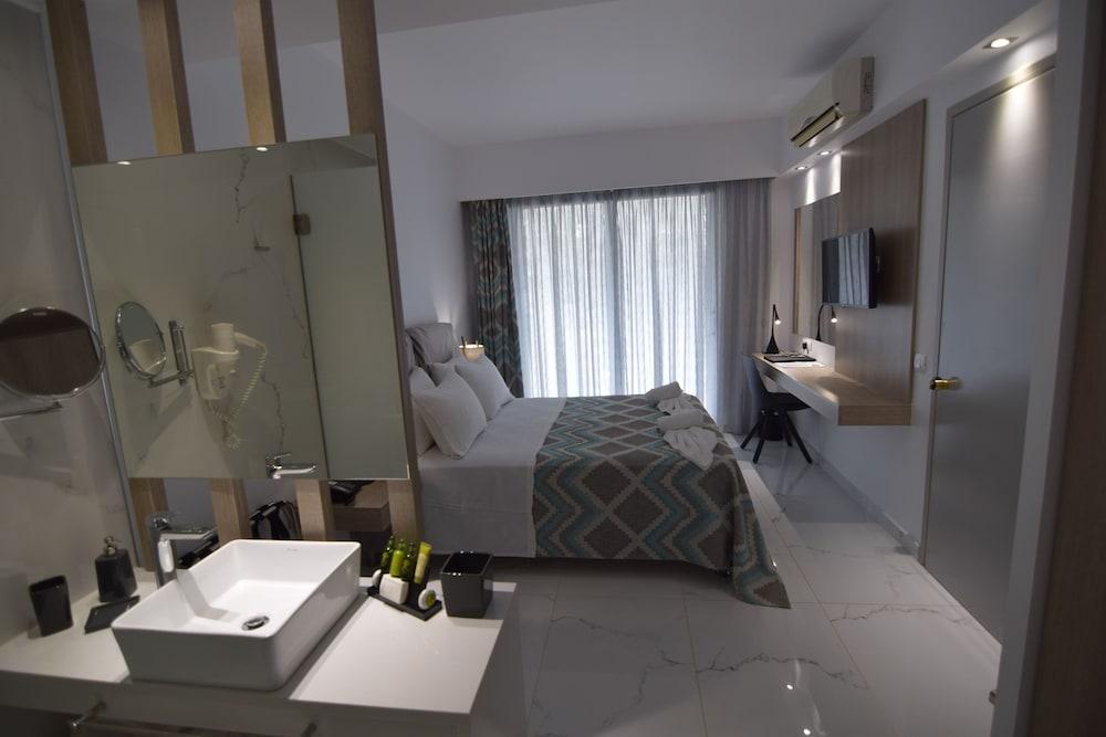 Park Hotel & Spa Tsilivi  Bagian luar foto