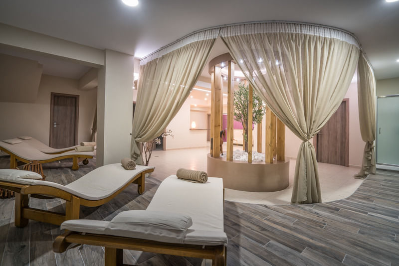 Park Hotel & Spa Tsilivi  Bagian luar foto
