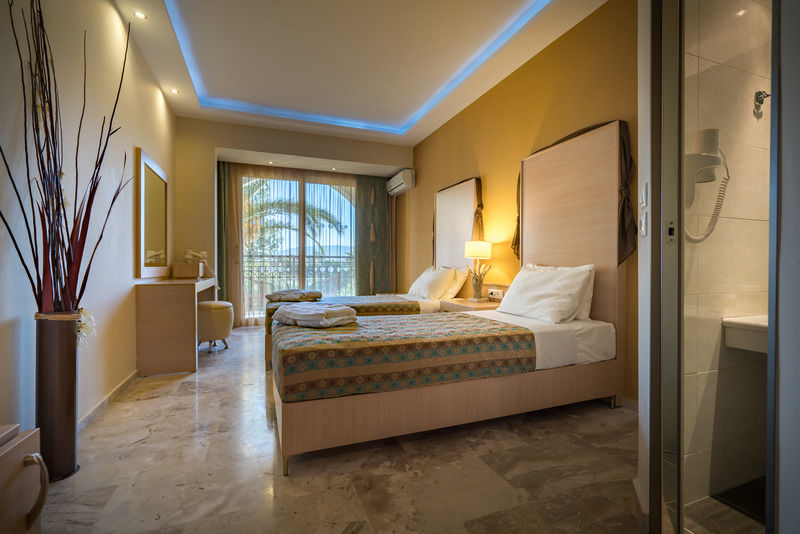 Park Hotel & Spa Tsilivi  Bagian luar foto