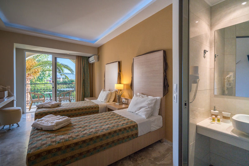 Park Hotel & Spa Tsilivi  Bagian luar foto