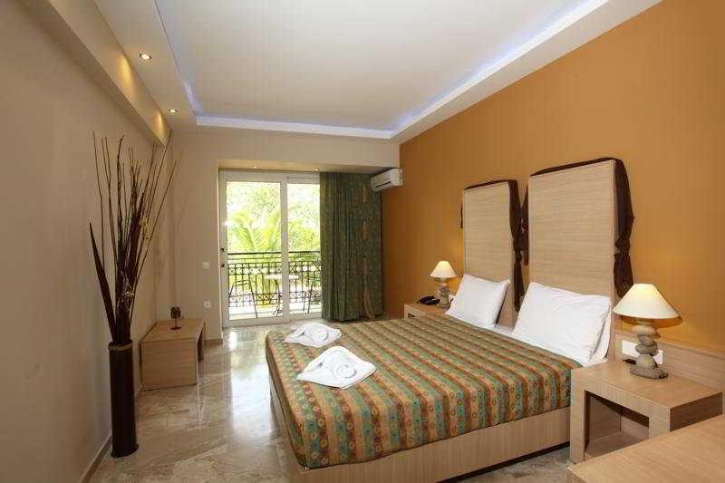 Park Hotel & Spa Tsilivi  Bagian luar foto